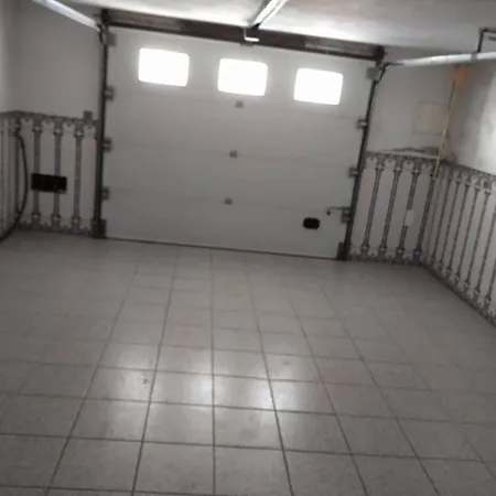Casa Paulo Morais *