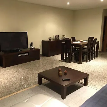 Casa Paulo Morais Nyaraló *
