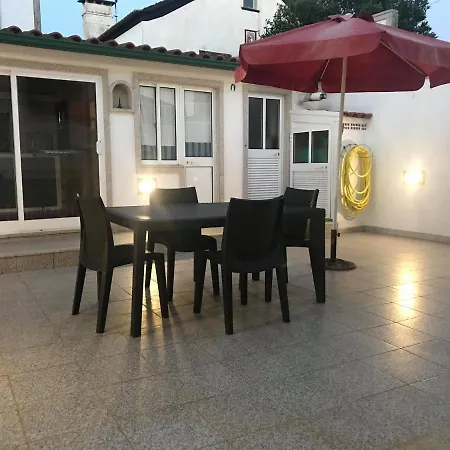 Casa Paulo Morais *
