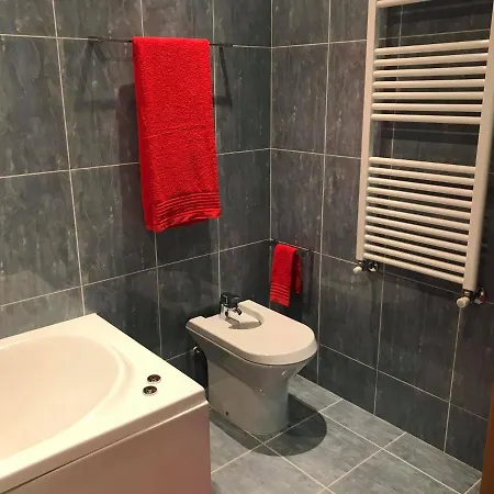 Casa Paulo Morais Nyaraló *