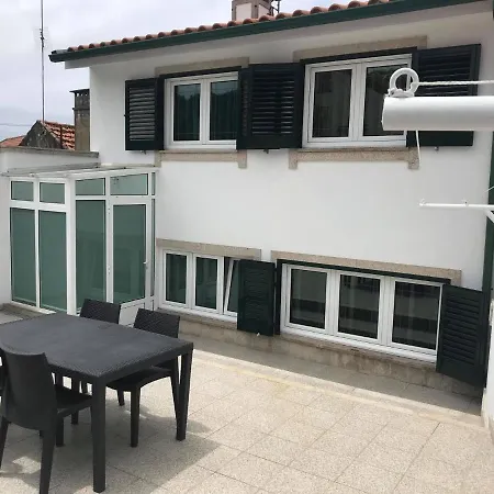 Casa Paulo Morais Nyaraló *